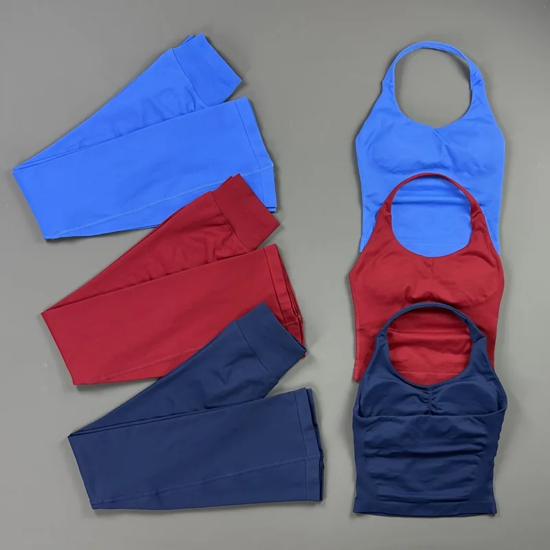 Pilates In Yoga Pants - Sports Halter Top Flare Leggings Set